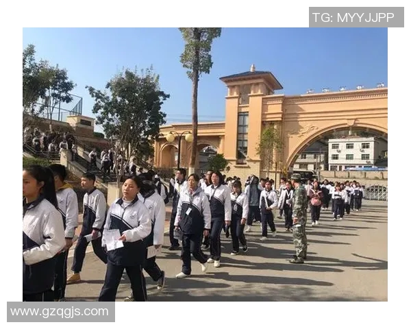 大脚传奇:从草根到足坛巨星的奋斗历程与辉煌成就 大脚传奇:从草根到足坛巨星的奋斗历程与辉煌成就